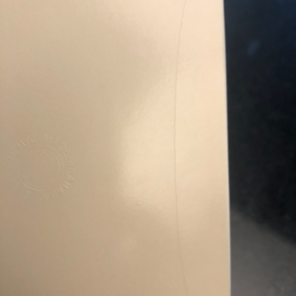 Fathers Day Find: Rare lucite box for someone who appreciates unique. - Picture 5 of 5